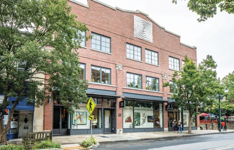 Elevation-Lofts-Broadway-Street-view